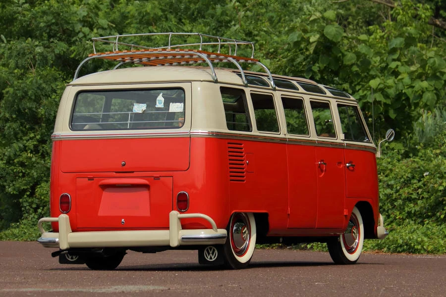 1965 Volkswagen Split-Window Bus - Image 3 of 24