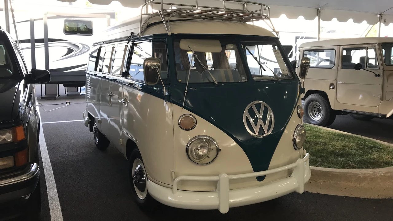 1965 Volkswagen Split-Window Camper - Image 4 of 4
