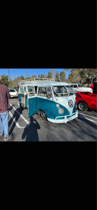 1965 Volkswagen Split-Window Bus - Image 5 of 8