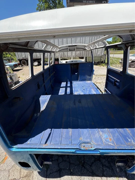 1965 Volkswagen Split-Window Bus - Image 3 of 7