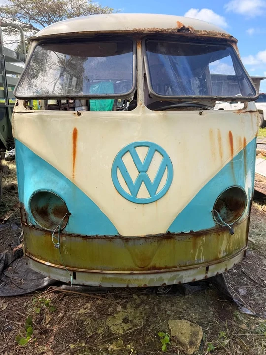 1965 Volkswagen Split-Window Bus - Image 3 of 15