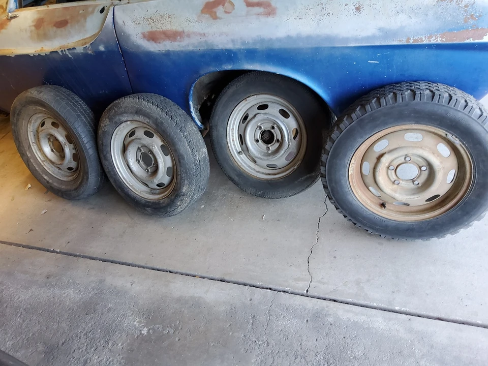 1965 Volvo 1800S - Image 14 of 31
