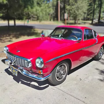 1965 Volvo P1800