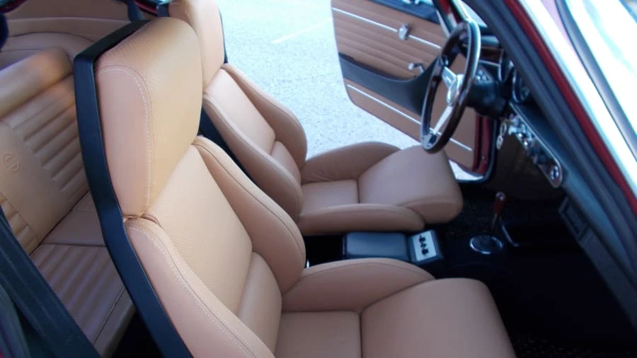 1965 Volvo 1800S - Image 6 of 12