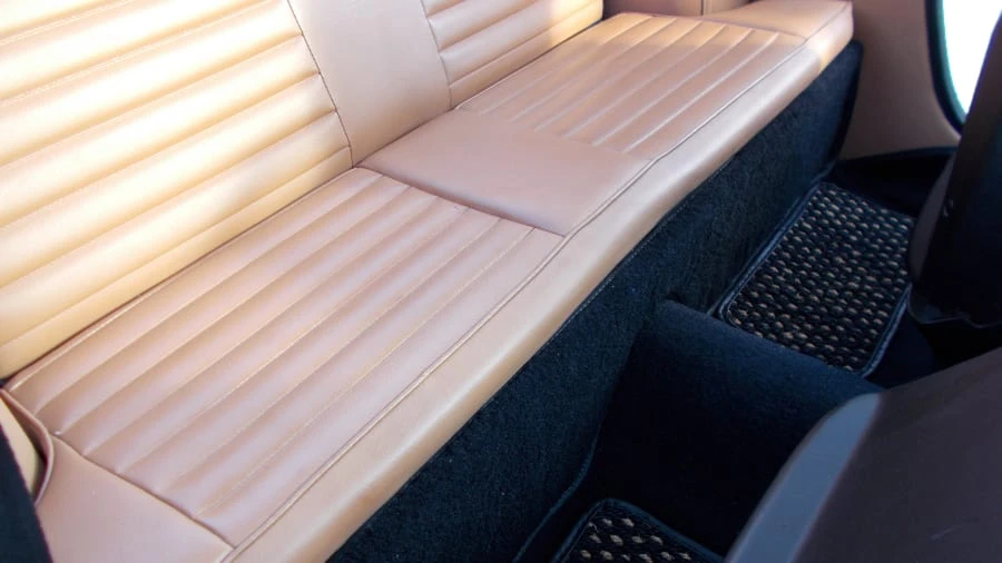 1965 Volvo 1800S - Image 7 of 12