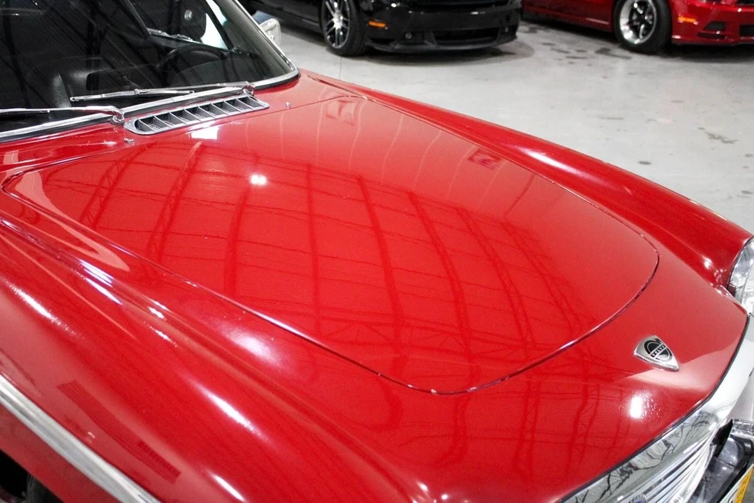 1965 Volvo 1800S - Image 9 of 12