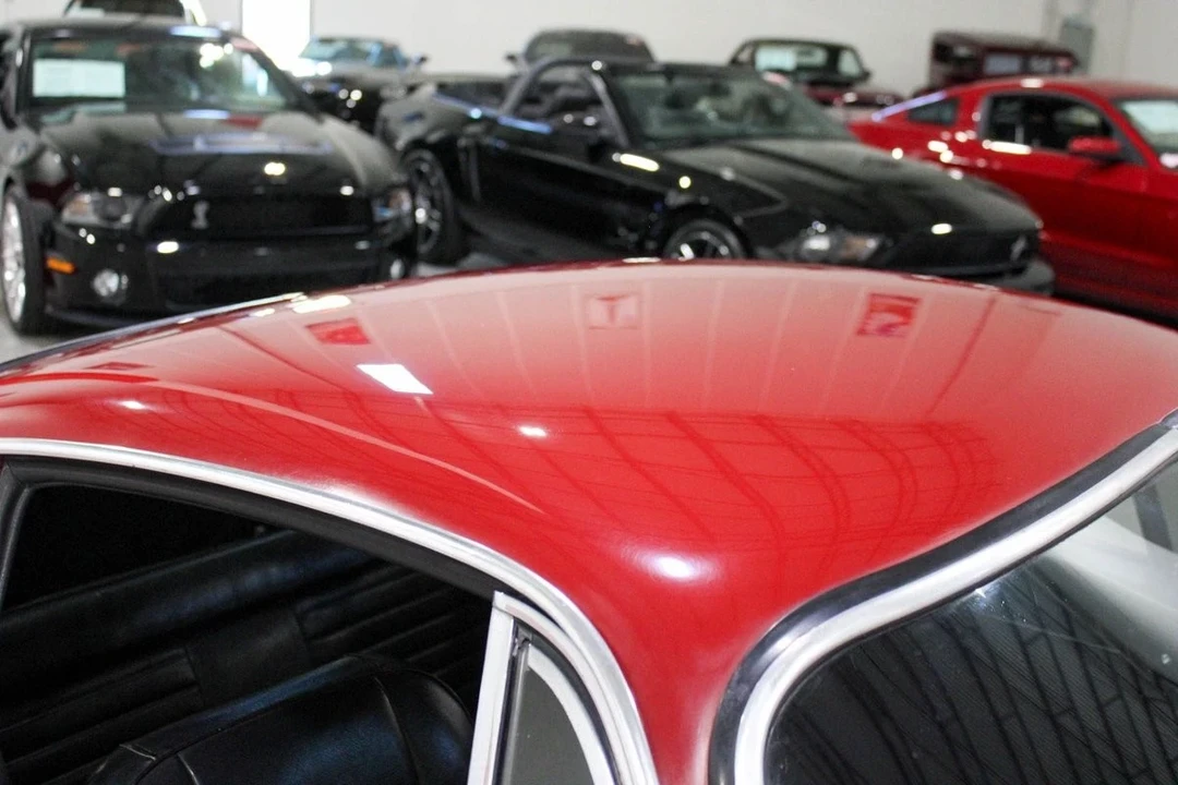 1965 Volvo 1800S - Image 10 of 12