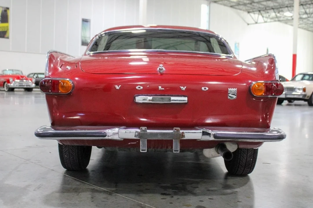 1965 Volvo 1800S - Image 4 of 12