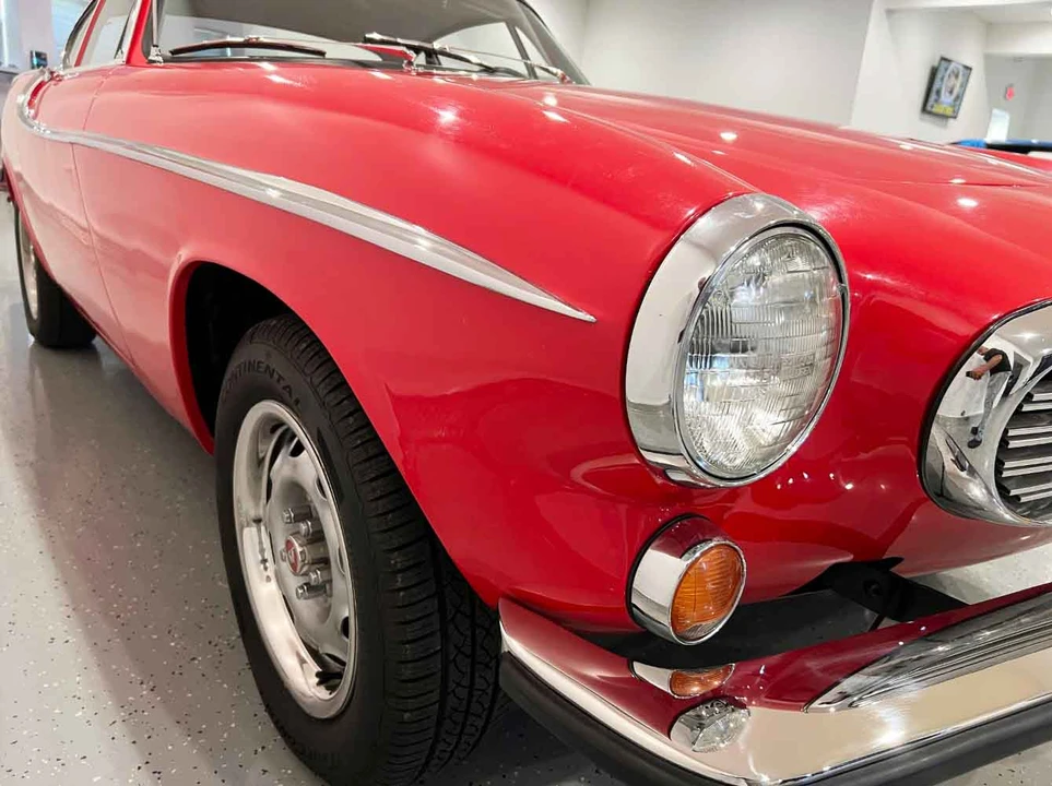 1965 Volvo 1800S - Image 12 of 31