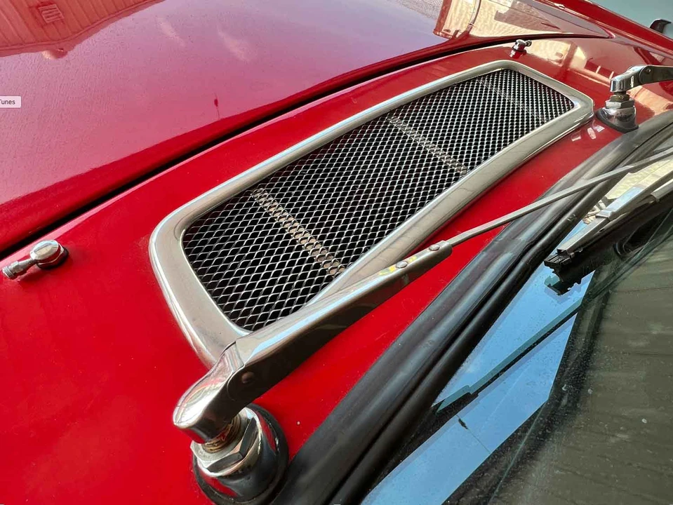 1965 Volvo 1800S - Image 22 of 31