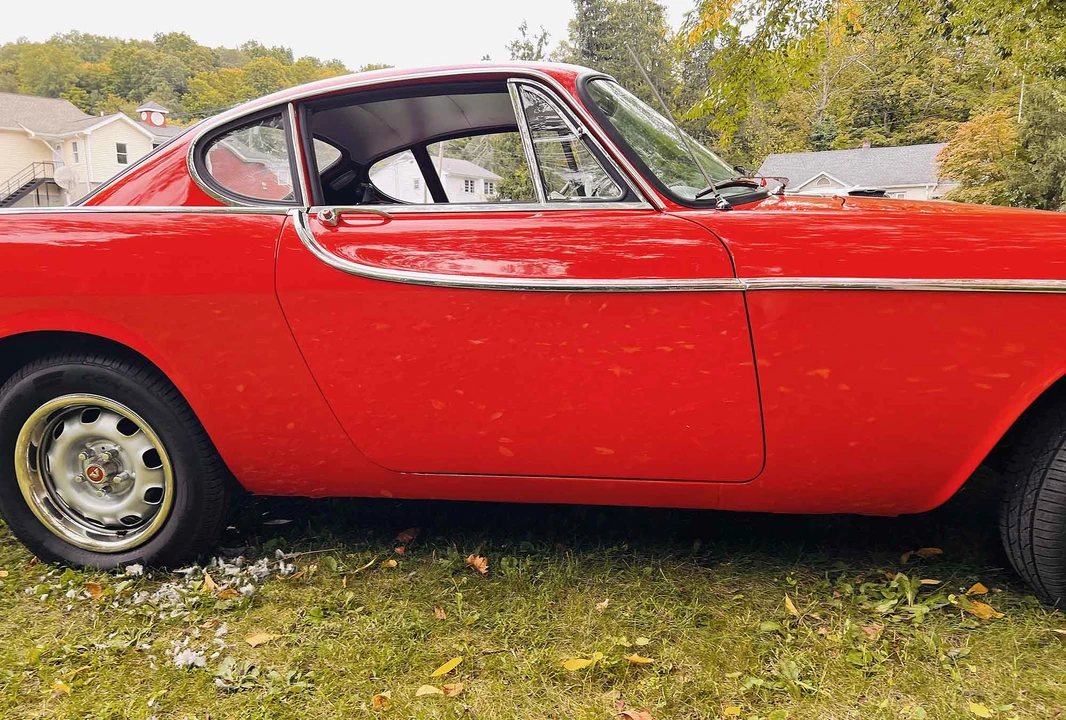 1965 Volvo 1800S - Image 16 of 31