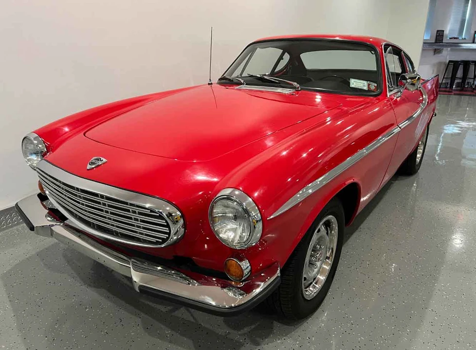 1965 Volvo 1800S - Image 9 of 31