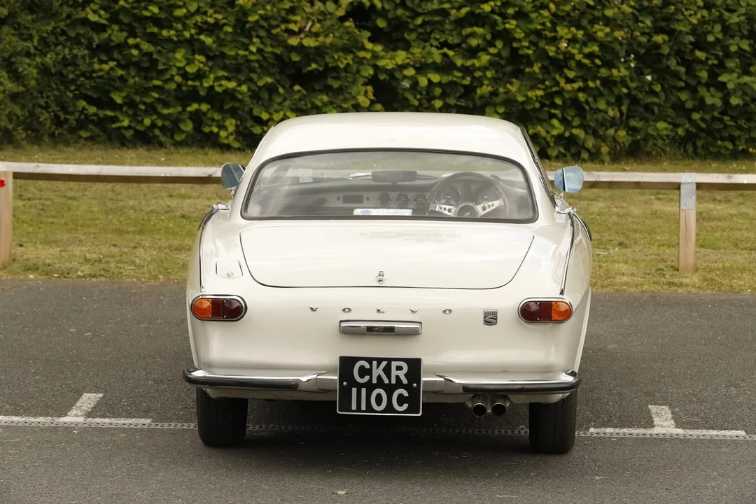 1965 Volvo 1800S - Image 10 of 30
