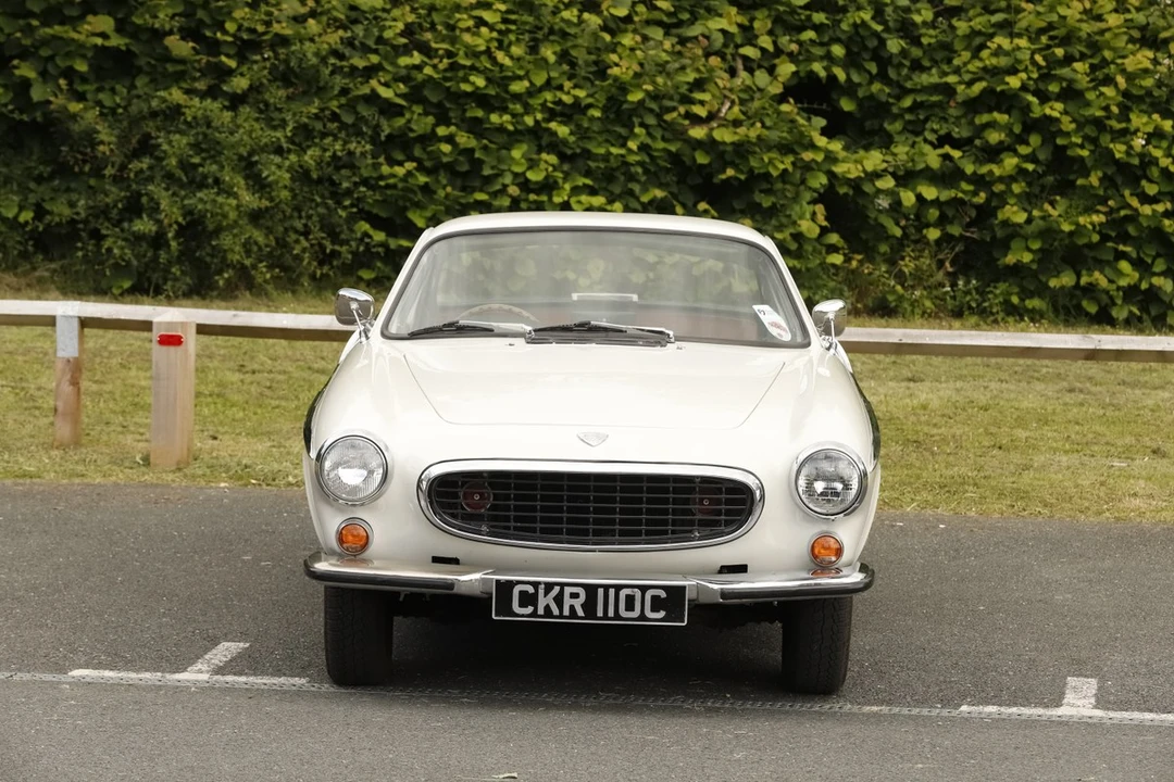 1965 Volvo 1800S - Image 8 of 30