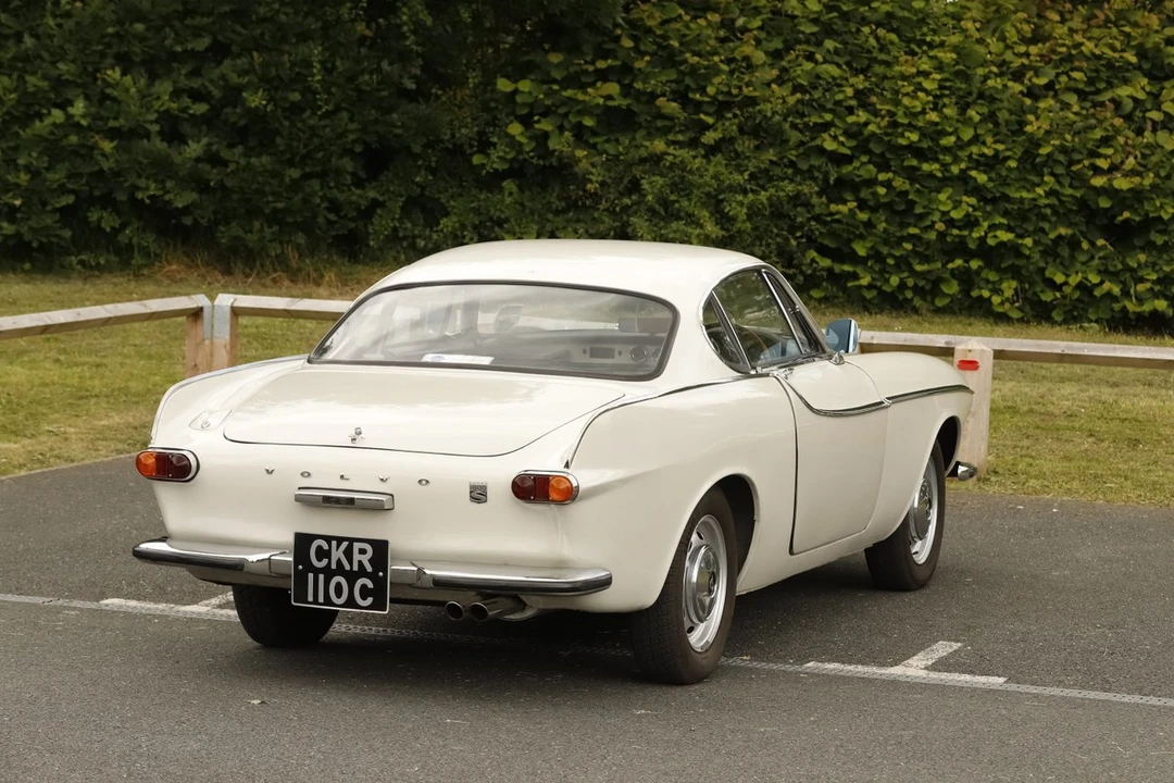 1965 Volvo 1800S - Image 19 of 30