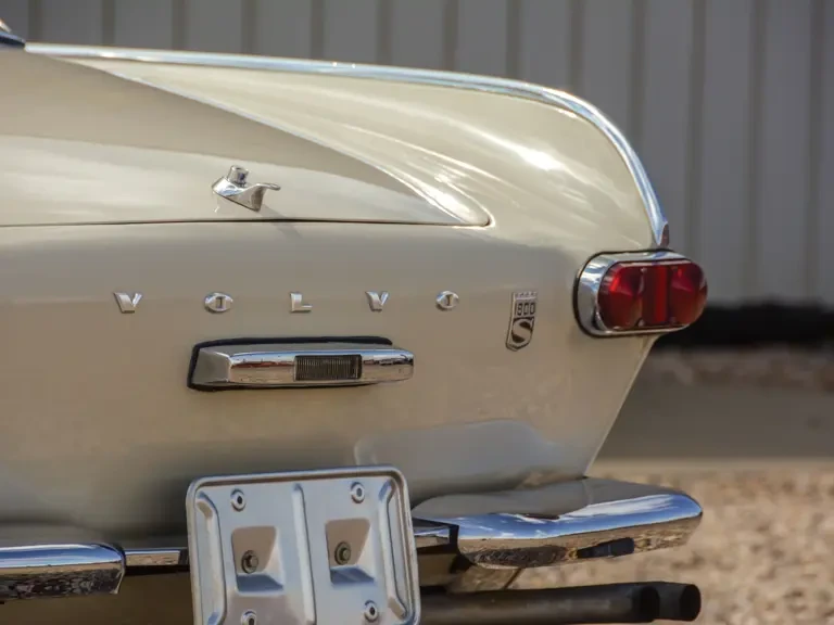 1965 Volvo 1800S - Image 7 of 15