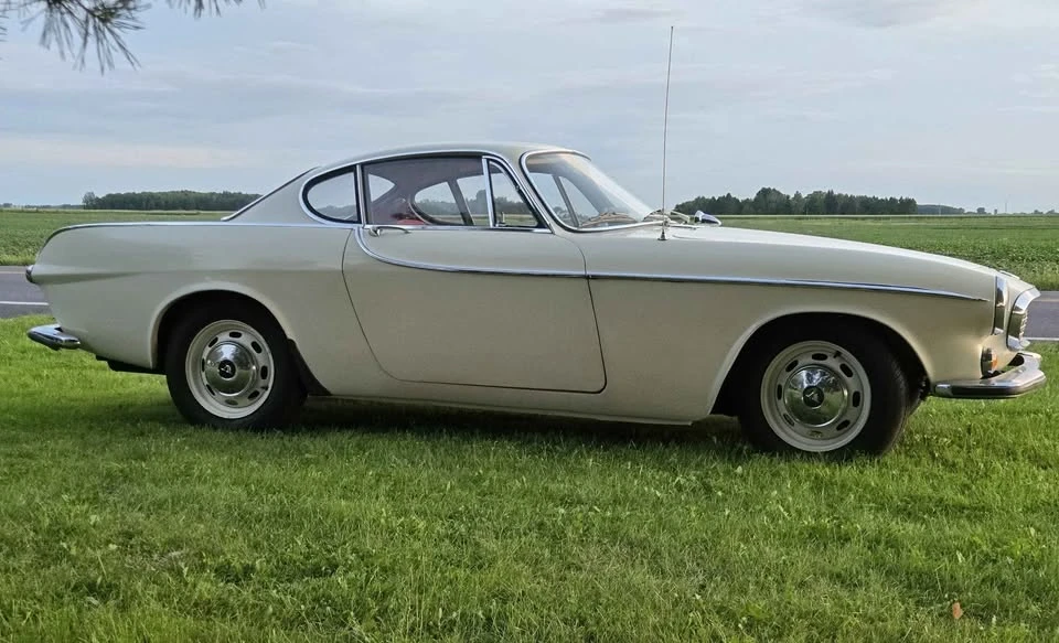 1965 Volvo 1800S - Image 3 of 7