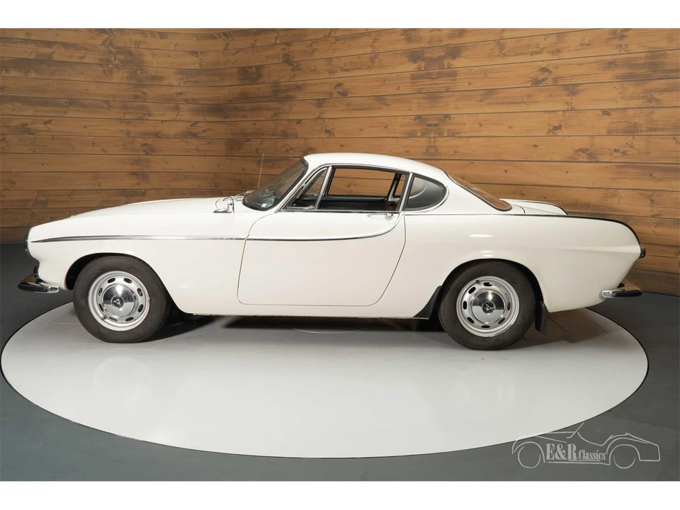 1965 Volvo 1800S - Image 8 of 29