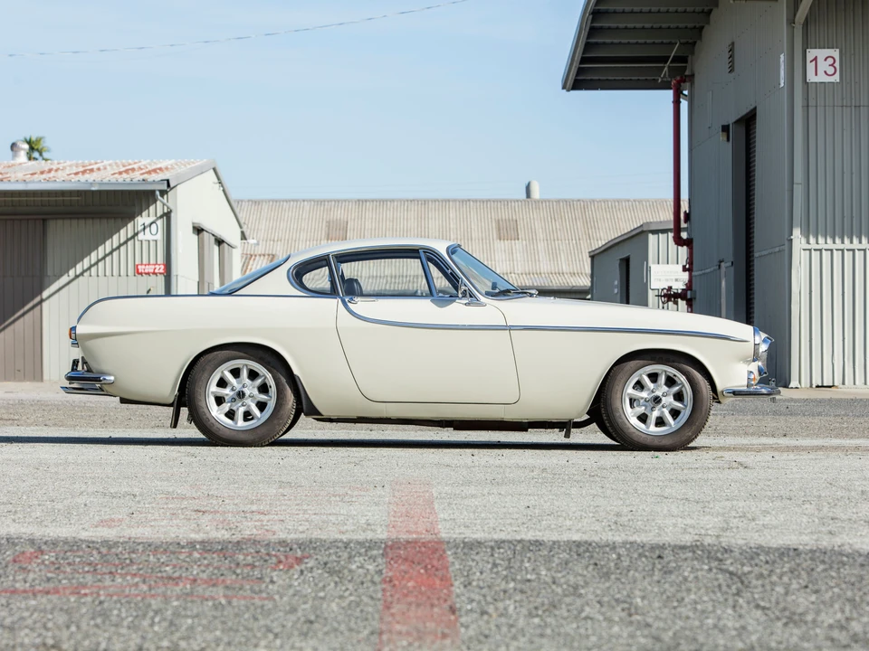 1965 Volvo 1800S - Image 17 of 31
