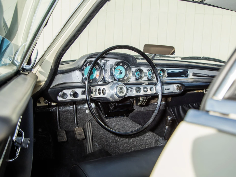 1965 Volvo 1800S - Image 14 of 31