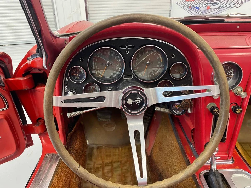 1965 Chevrolet Corvette C2 - Image 13 of 24