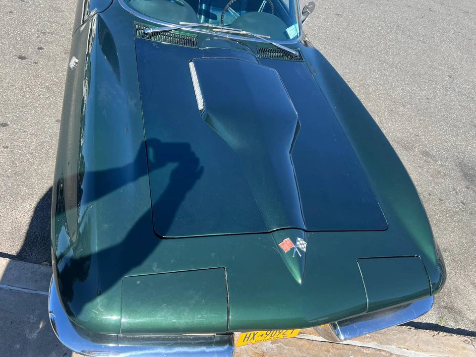 1965 Chevrolet Corvette C2 - Image 12 of 15
