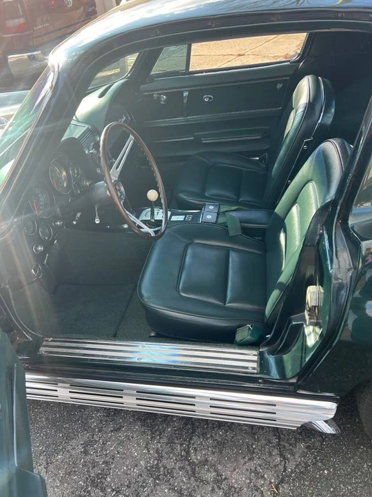 1965 Chevrolet Corvette C2 - Image 6 of 15