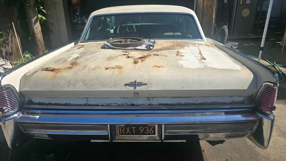 1965 Lincoln Continental 4th Gen - Image 5 of 7