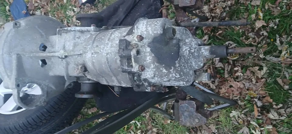 1965 Parts & Memorabilia Gearboxes - Image 4 of 4