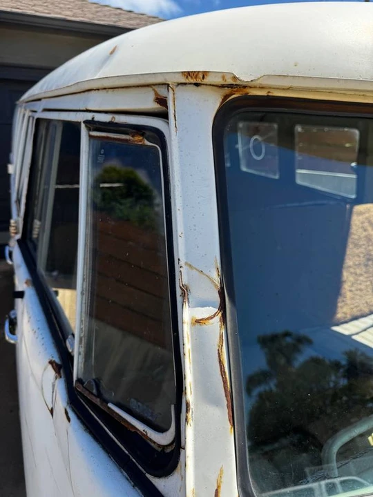1966 Volkswagen Split-Window Bus - Image 11 of 23