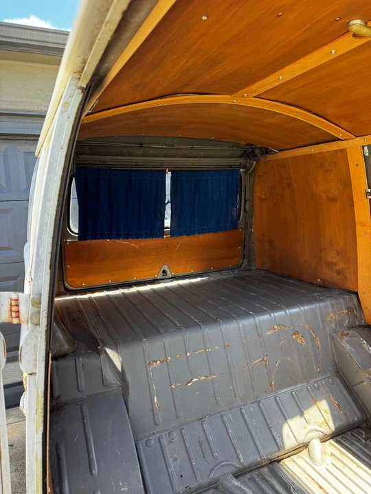 1966 Volkswagen Split-Window Bus - Image 22 of 23