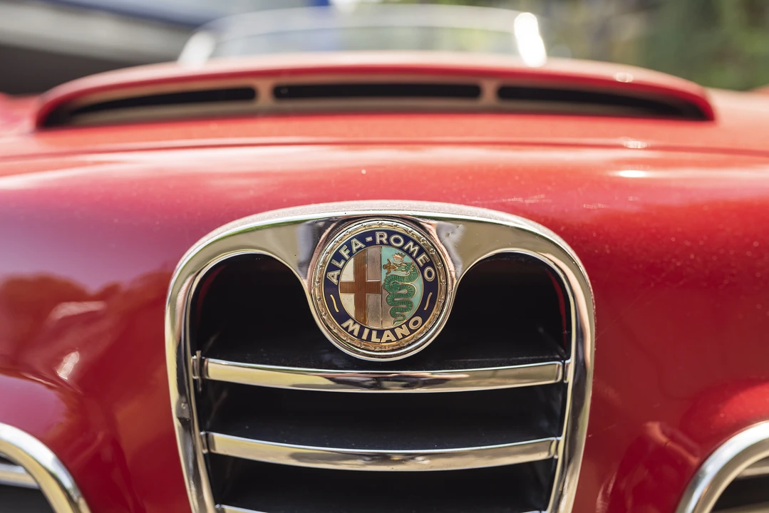 1966 Alfa Romeo 2600 - Image 24 of 31