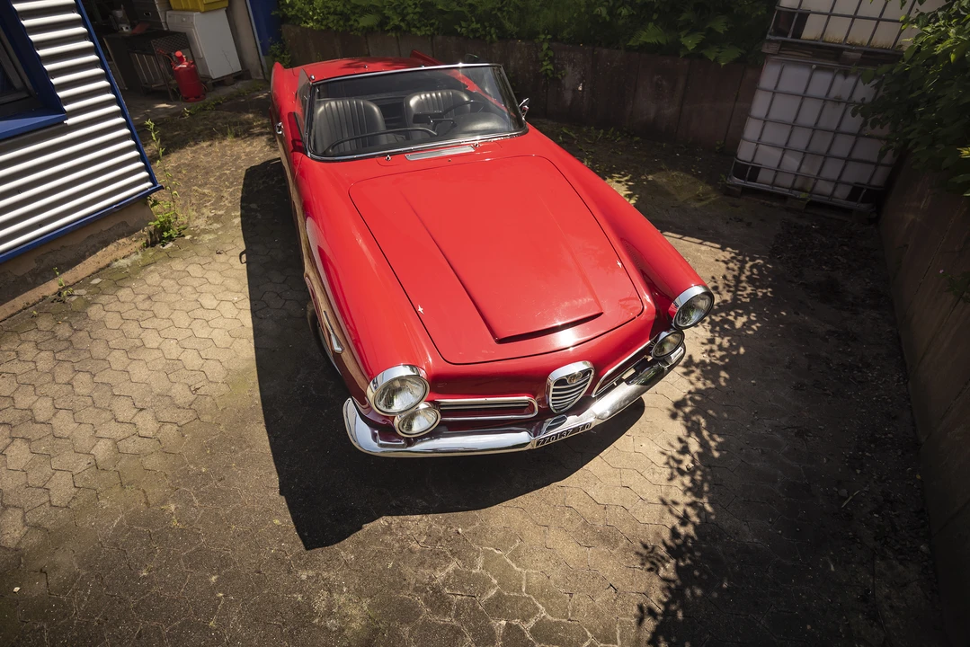 1966 Alfa Romeo 2600 - Image 14 of 31