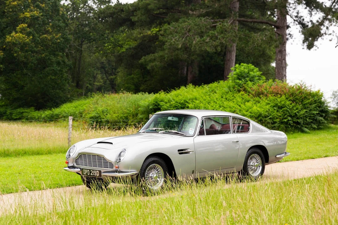 1966 Aston Martin DB6 - Image 28 of 31