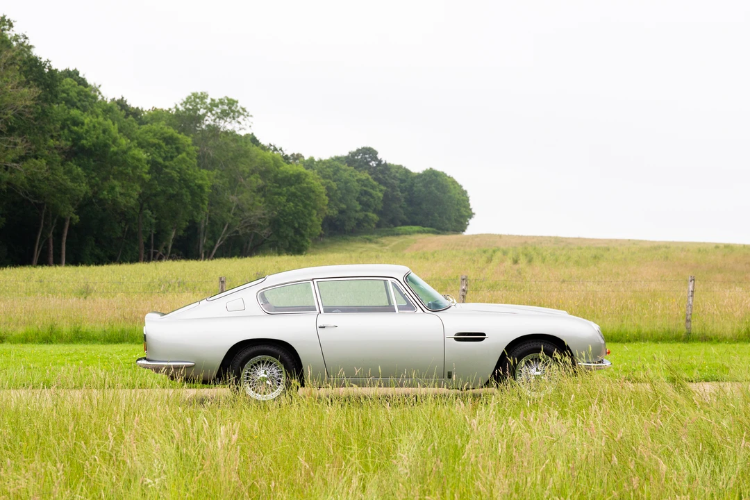 1966 Aston Martin DB6 - Image 30 of 31