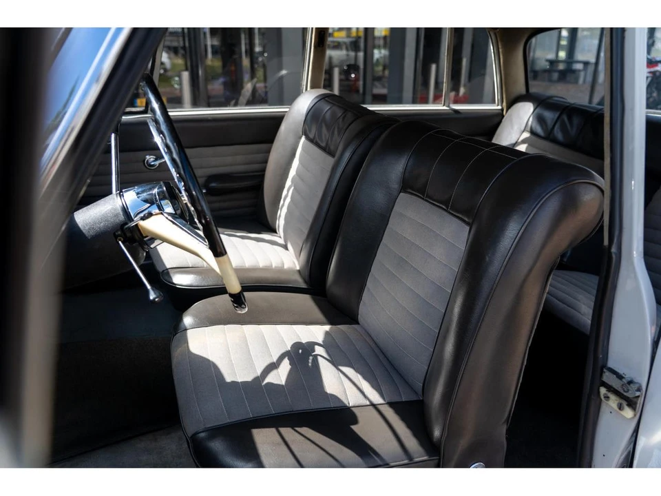 1966 Alfa Romeo 2600 - Image 6 of 11