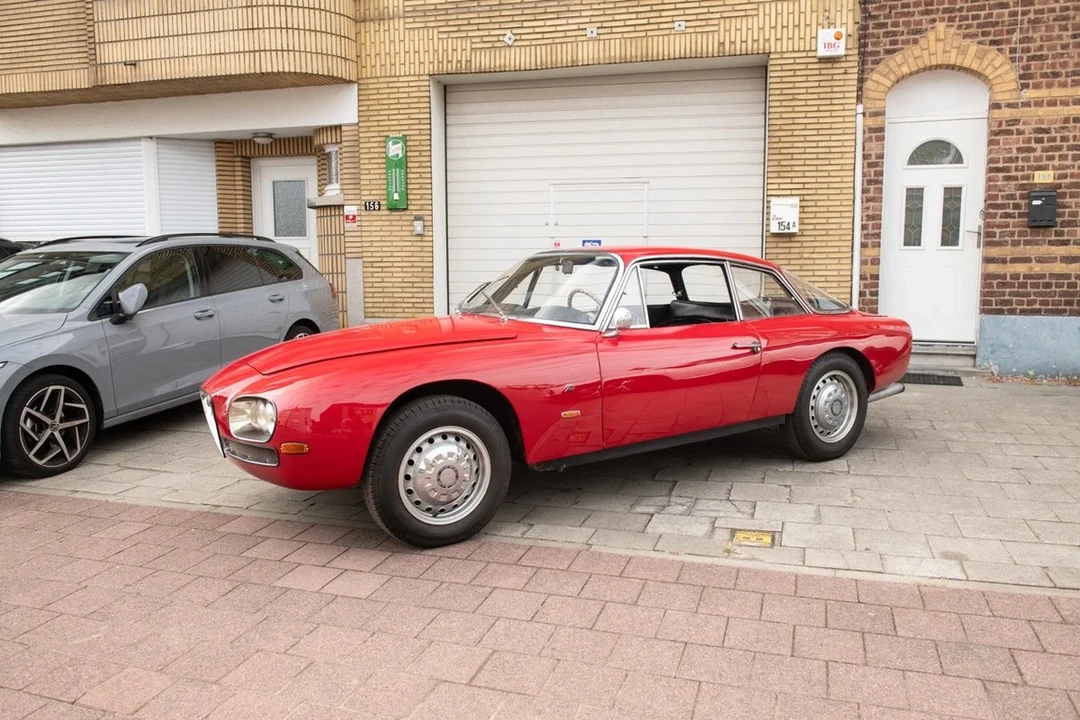 1966 Alfa Romeo 2600 - Image 16 of 31