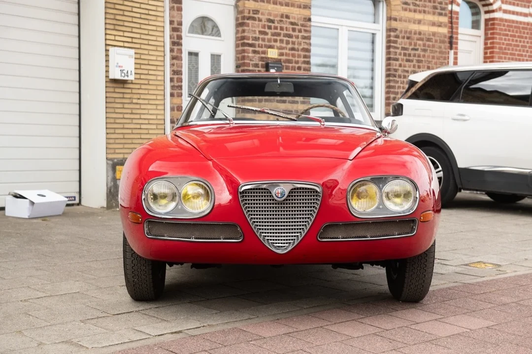 1966 Alfa Romeo 2600 - Image 19 of 31