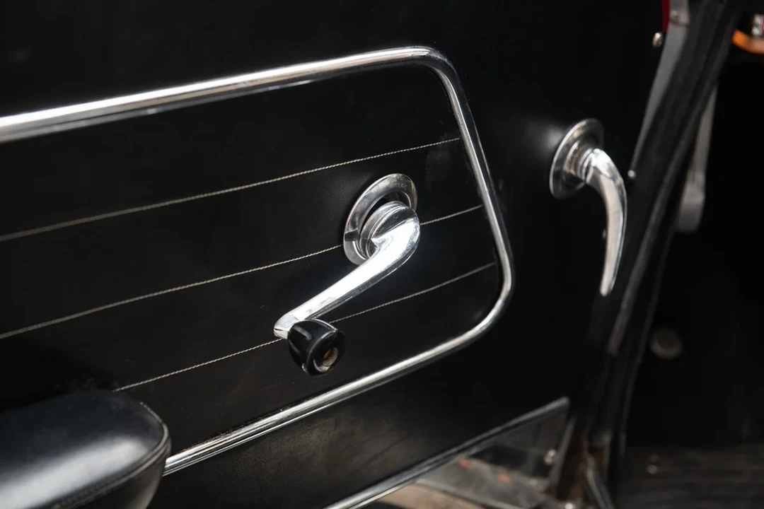 1966 Alfa Romeo 2600 - Image 26 of 31
