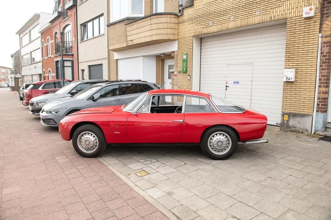1966 Alfa Romeo 2600 - Image 13 of 31