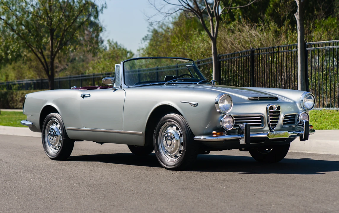 1966 Alfa Romeo 2600 - Image 7 of 25