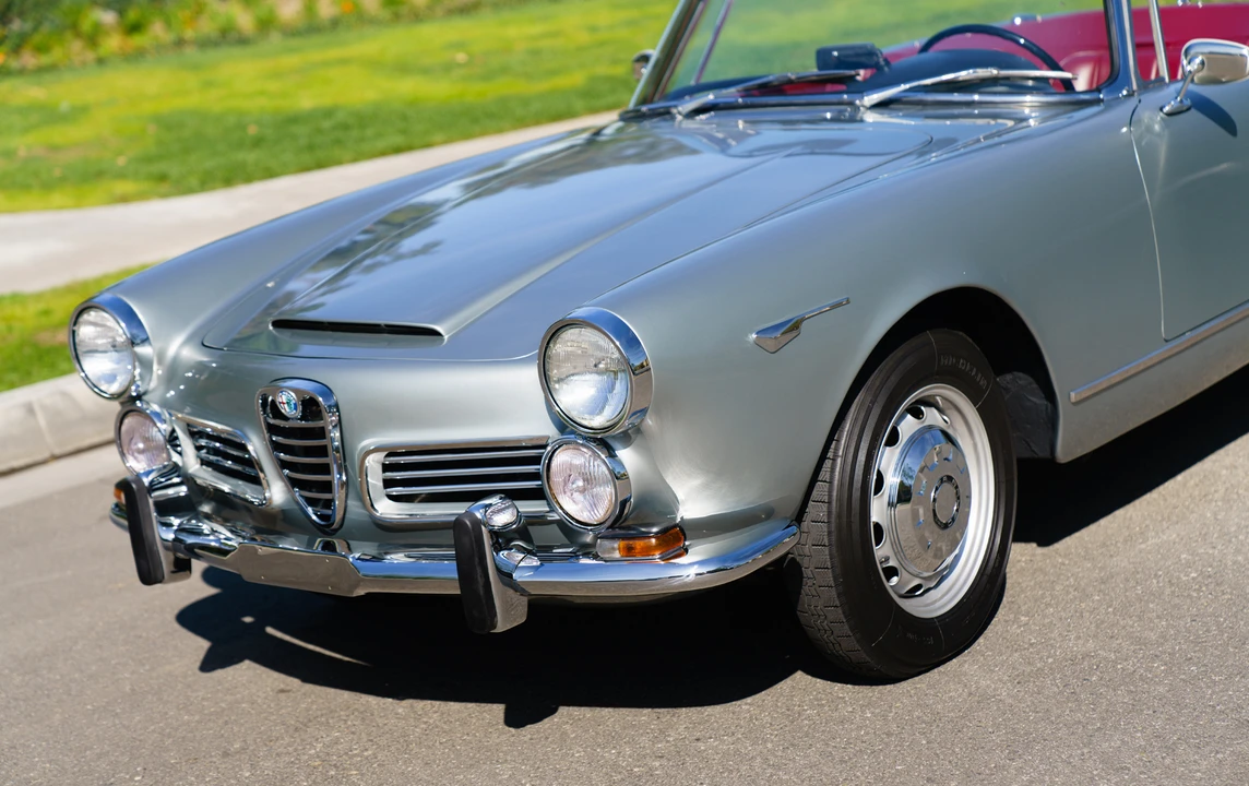 1966 Alfa Romeo 2600 - Image 8 of 25