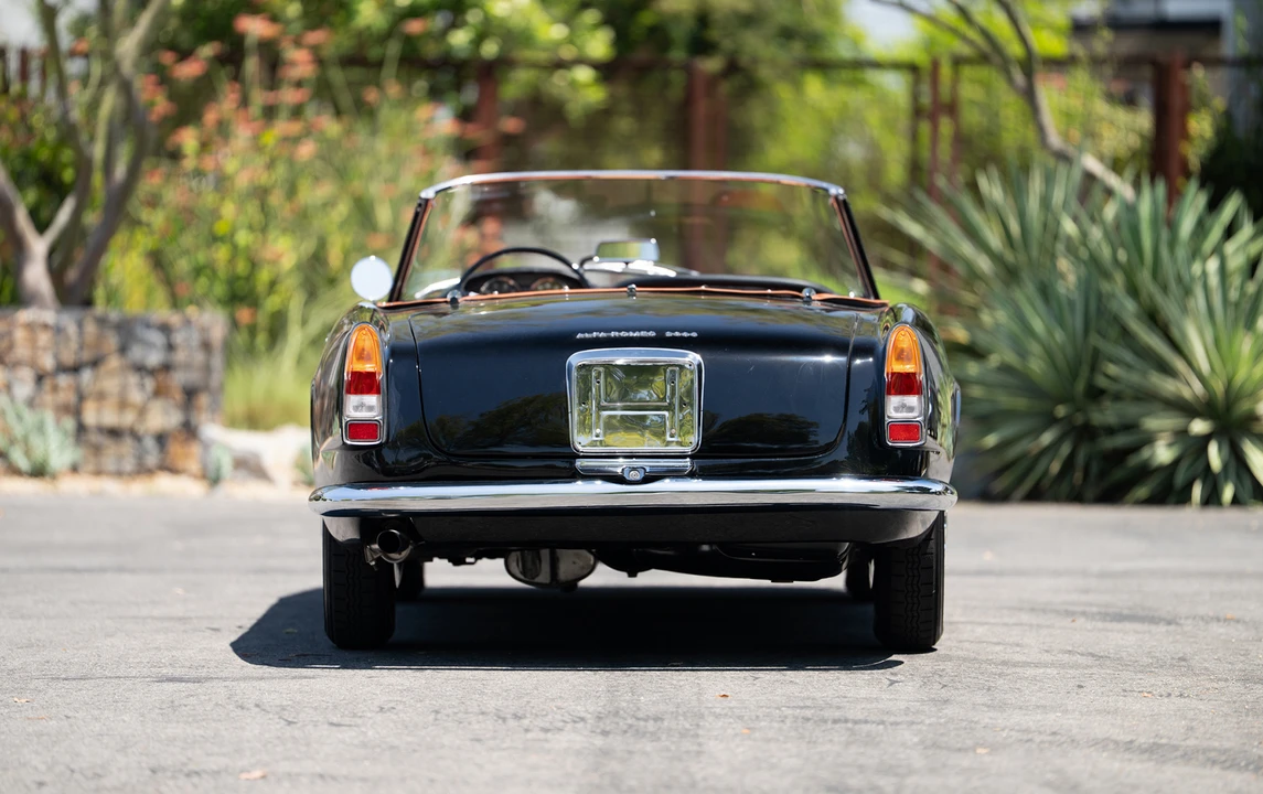 1964 Alfa Romeo 2600 - Image 3 of 18