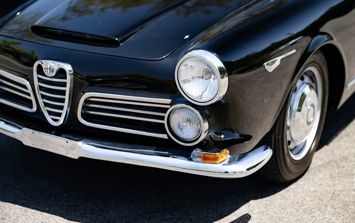 1964 Alfa Romeo 2600 - Image 11 of 18