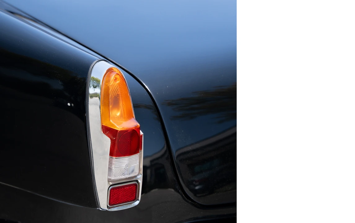 1964 Alfa Romeo 2600 - Image 17 of 18