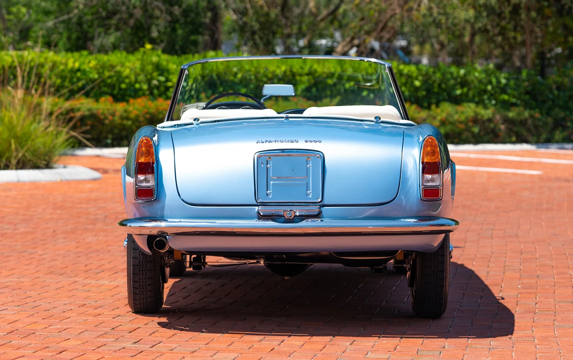 1966 Alfa Romeo 2600 - Image 4 of 23
