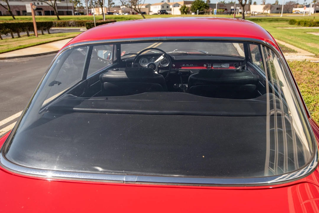1966 Alfa Romeo 2600 - Image 28 of 31