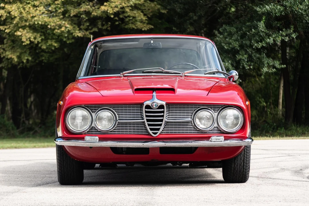 1966 Alfa Romeo 2600 - Image 6 of 31
