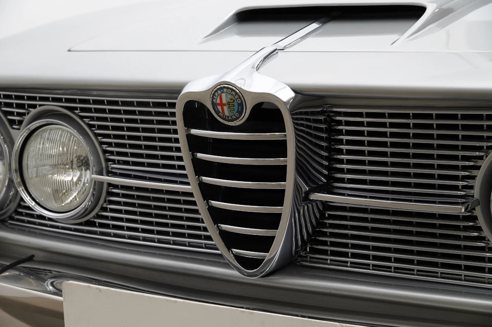 1966 Alfa Romeo 2600 - Image 23 of 31