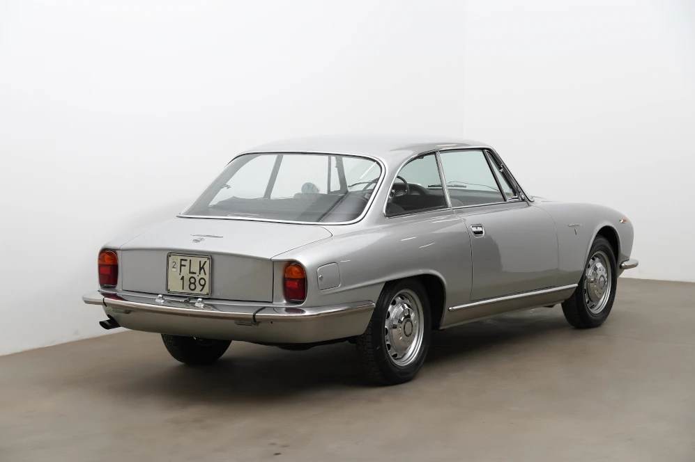 1966 Alfa Romeo 2600 - Image 8 of 31